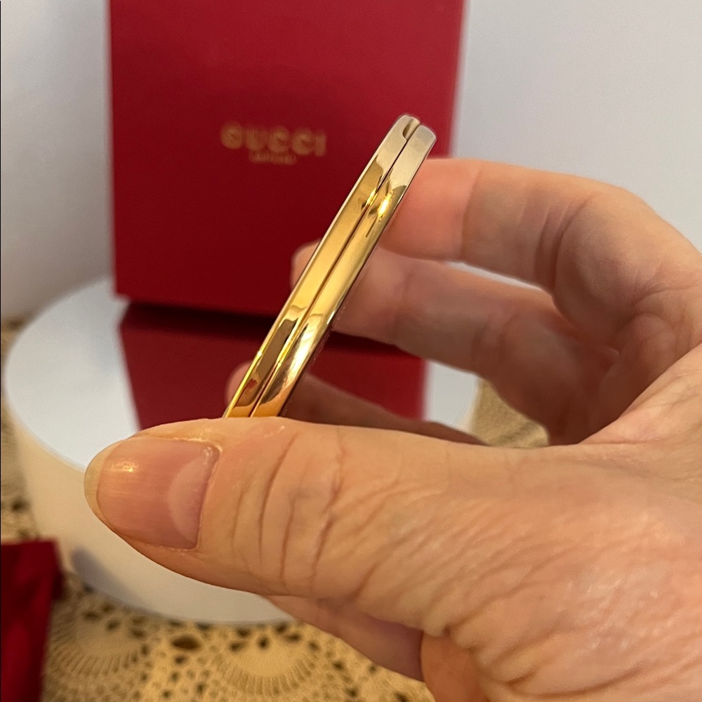 Nwot Gucci Gold Patterned Compact Mirror - image 4